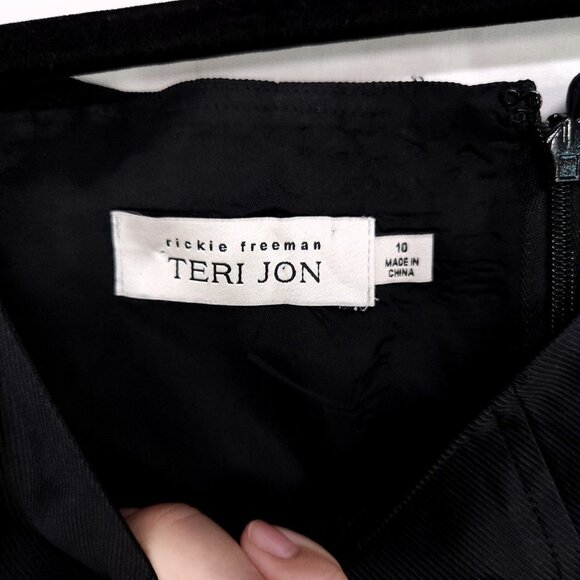 Rickie Freeman Teri Jon Silk Fit Flare Dress Size 10 Black Pleated Sleeveles - Picture 5 of 11